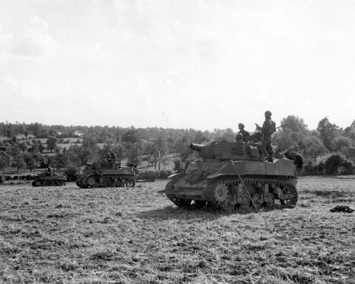 113th cav recon reg m8 tanks heure le remam belgum sept 9 44