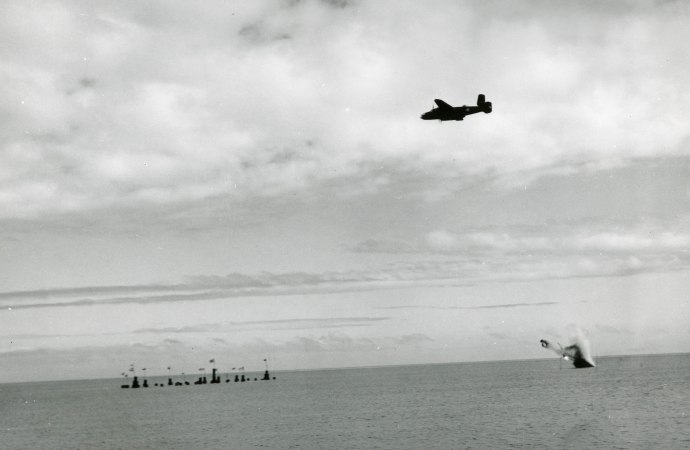 42nd bg skip bomb practice new caledonia045