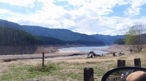 12036634_10206655641207109_1316856930533506941_n - Copy