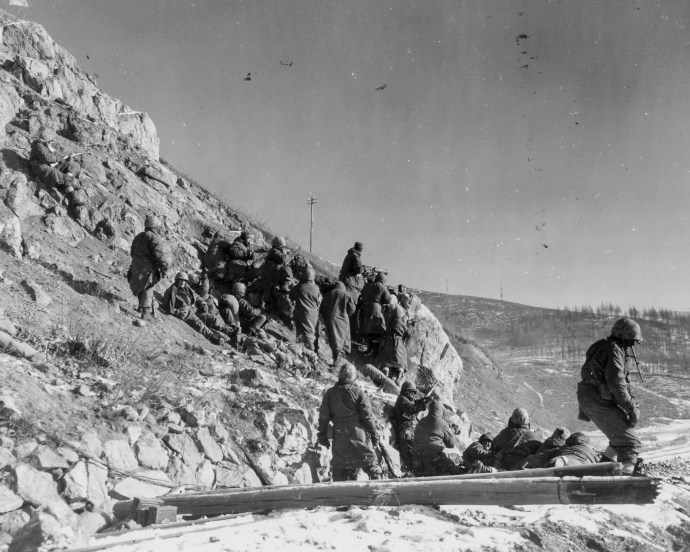 Korean War USMC Series 1st Marine Div Chosin wrecked vehicles 120650 II-1