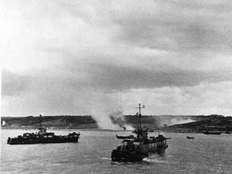 omaha beach dday first wave going ashore iii212