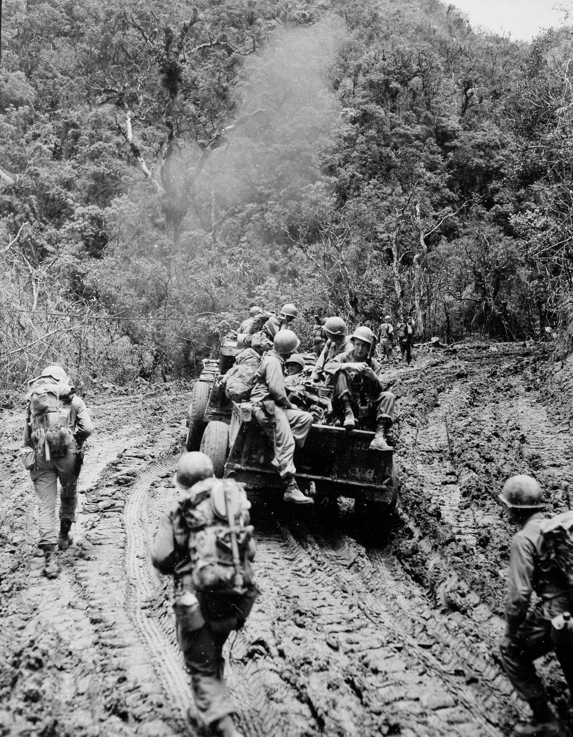 32nd inf div troops and vehicles vella verde trail luzon philippines 05--45 (1 of 1)